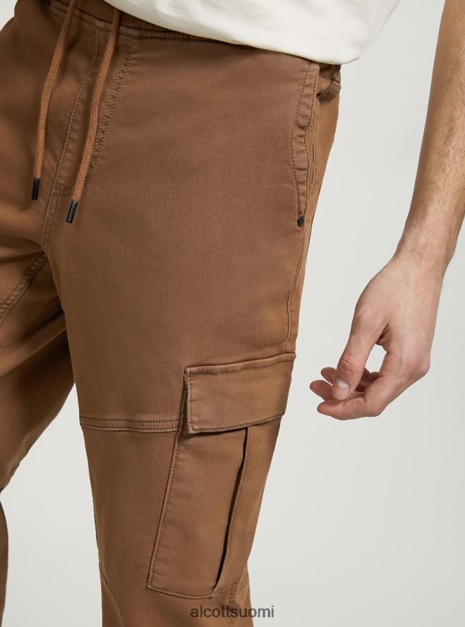 vaatetus fi Alcott miehet lenkkeilyhousut isoilla taskuilla bk1 musta HL28P0855